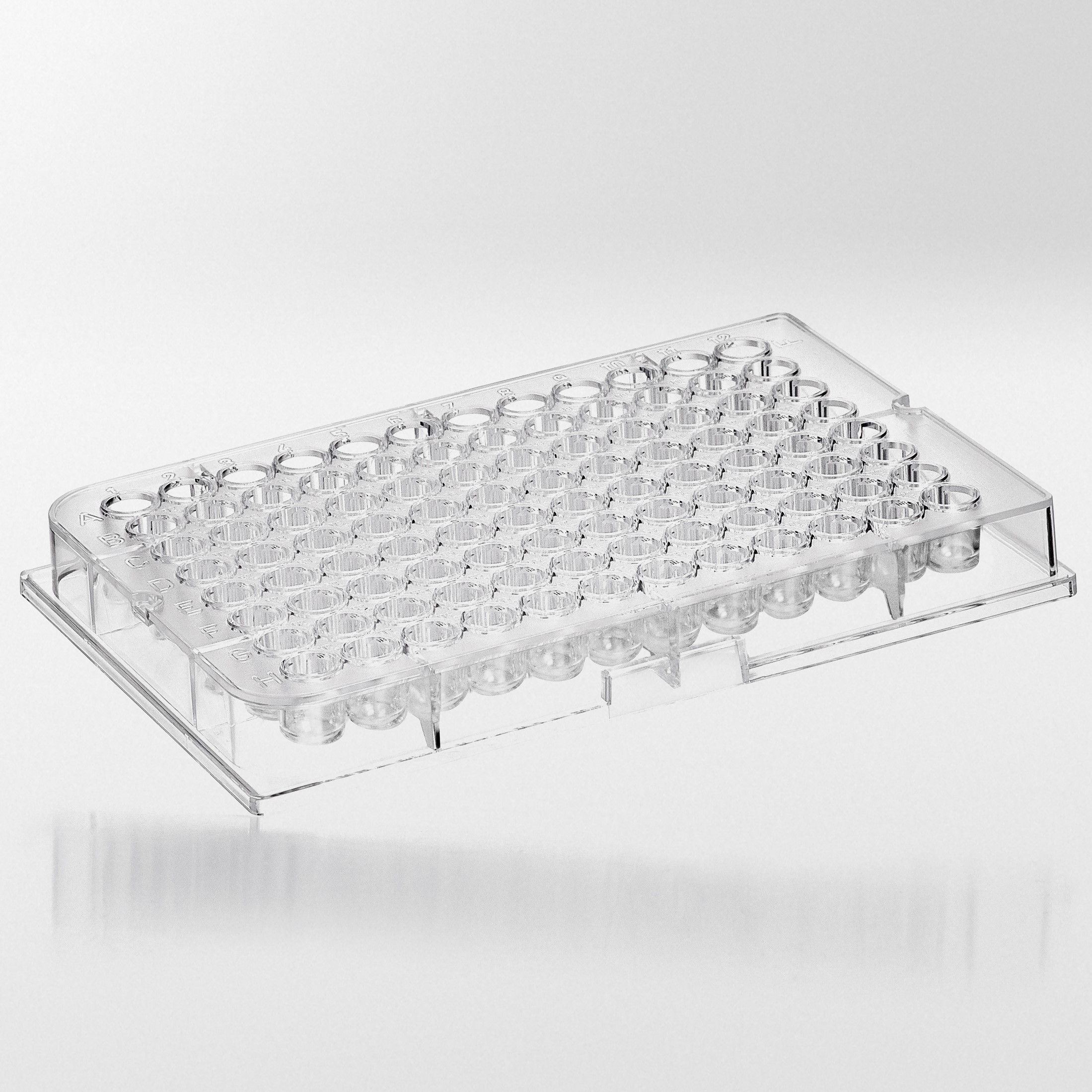 Mikrotiterplade klar PS 96 brønde U-form 300 µl. Pakket a 5 stk.