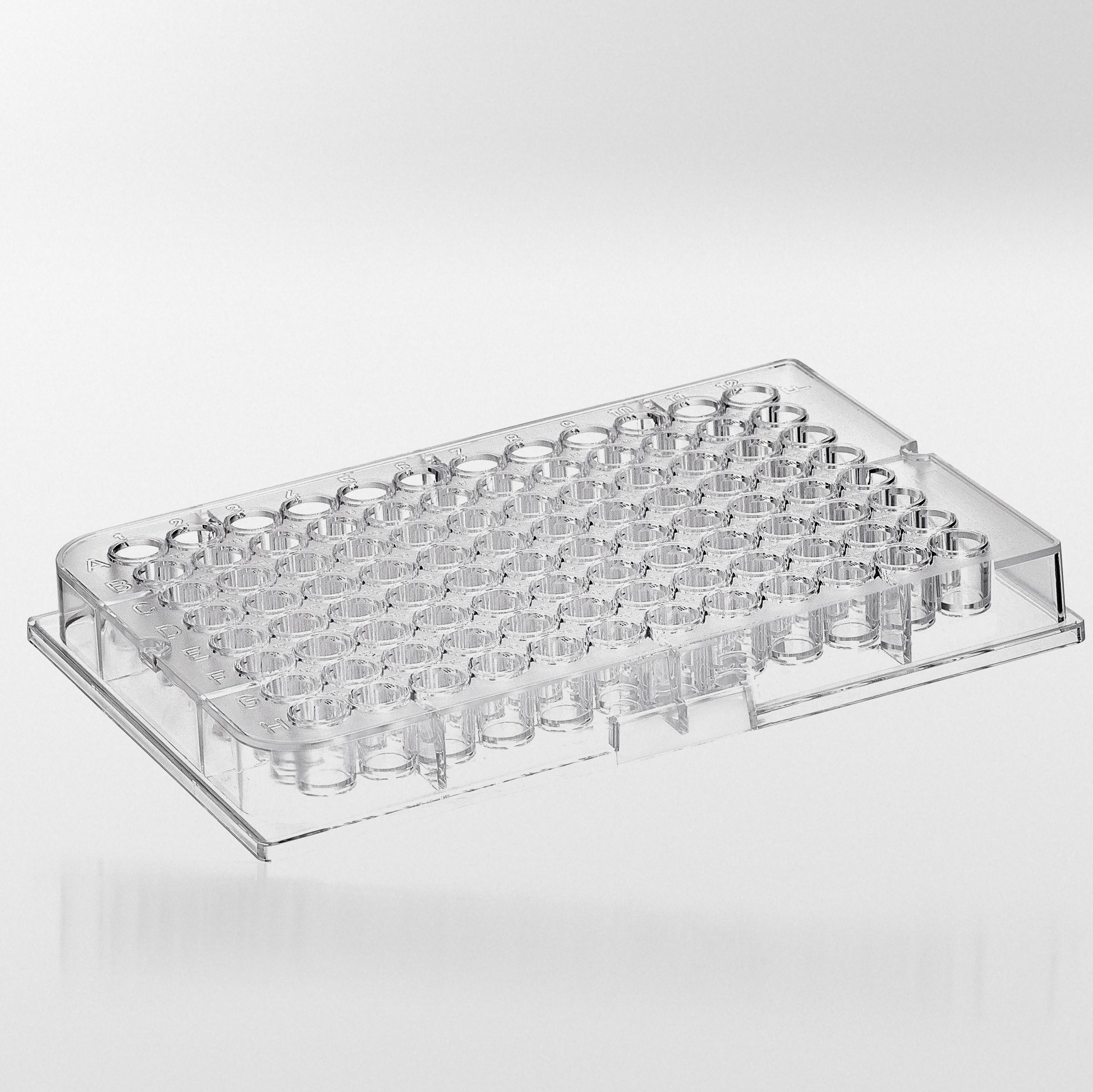 Mikrotiterplade klar PS 96 brønde V-form  300 µl. Max 4.500g.